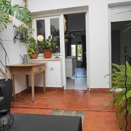Apartamentos IMPLUVIUM plaza del Parador-2